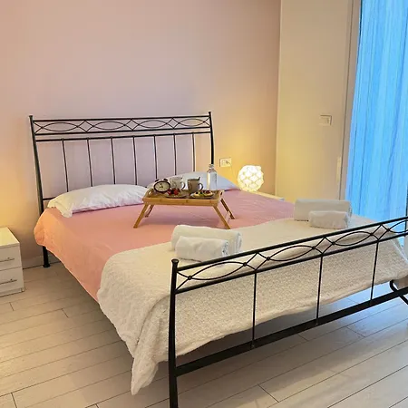 Casa Helios By Ca-sa Check