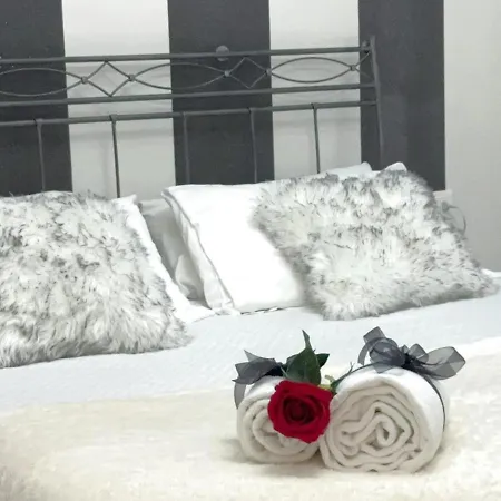 Casa Helios By Ca-sa Check