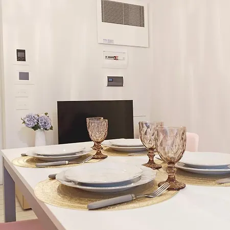 Casa Helios By Ca-sa Check 아파트