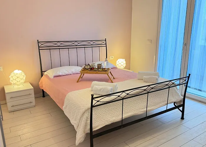 Casa Helios By Ca-sa Check